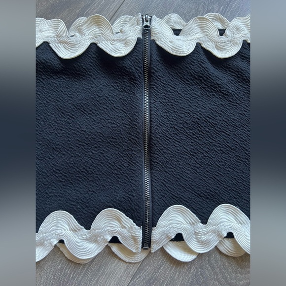 NWOT! Anthropologie Maeve Colorblock Off-The-Shoulder Ribbon Trim Crop Top L - Picture 6 of 10